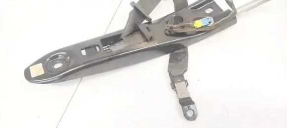Volvo XC90 Front seatbelt 8619630