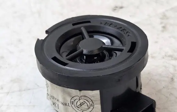 Fiat Doblo Front door high frequency speaker 1367824080 06414 4915Y