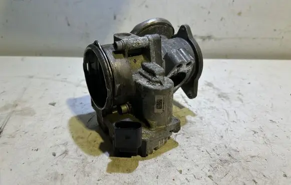 Volkswagen PASSAT B6 Throttle valve 03G128063J A2C53099815 2101081143