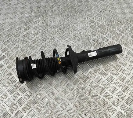 Audi Q2 - Front shock absorber/damper 5Q0413031HJ