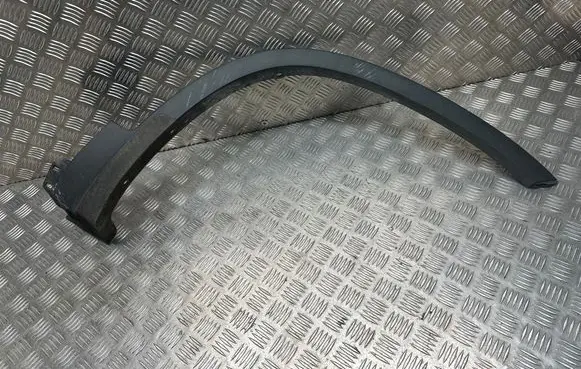 KIA Sorento Front arch trim 877142P010