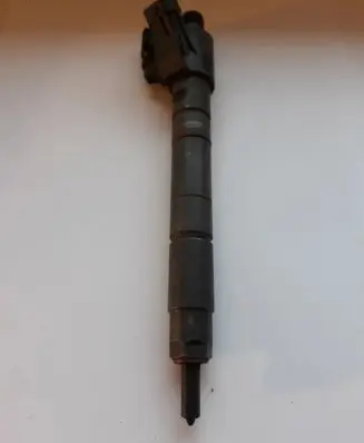 Volvo XC60 Fuel injector 31272690 0445116016