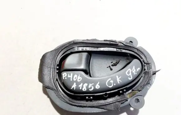 Rear door interior handle