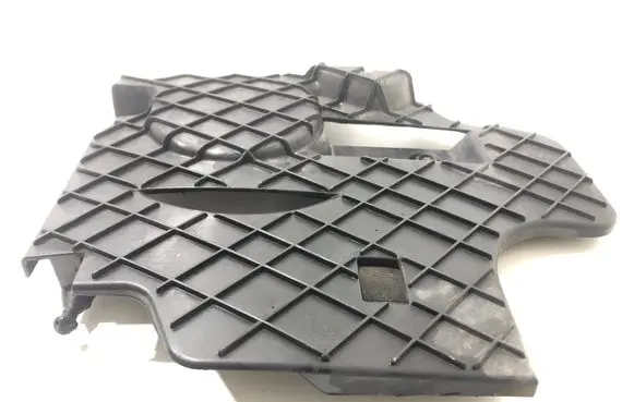 Mercedes-Benz E W212 Timing belt guard (cover) A6510100175