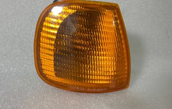 Volkswagen Caddy Front indicator light 084411517RF