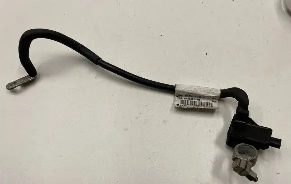 Volkswagen Tiguan Negative earth cable (battery) 1K0915181C 519416135