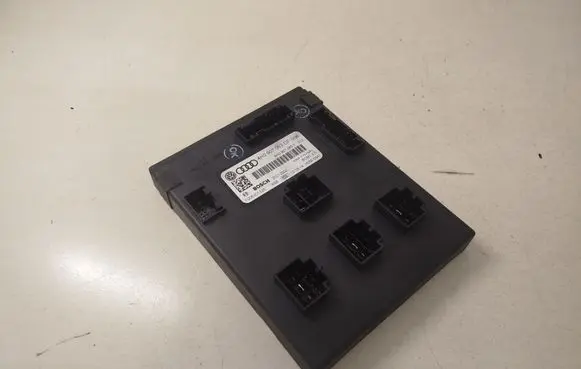 Audi A7 S7 4G Comfort/convenience module 4H0907063CF 4H0907063F