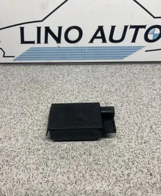 BMW 5 E39 AUC sensor 64118391470