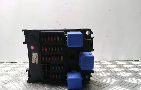 Nissan Patrol 4W60 Fuse module VC00F14