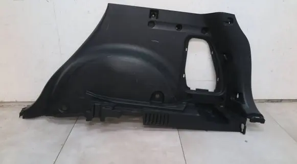 Toyota RAV 4 (XA40) Tailgate/trunk side cover trim 6473042091