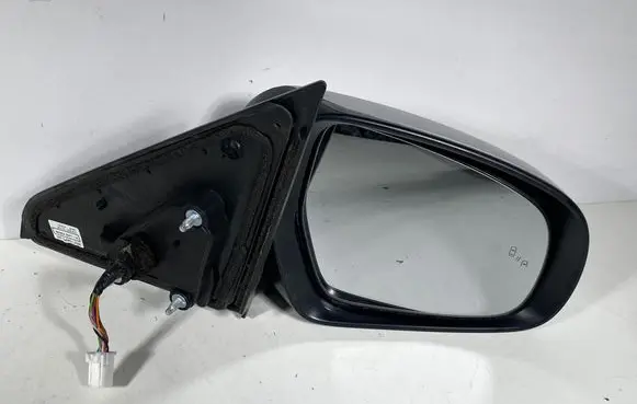 Suzuki Vitara (LY) Front door electric wing mirror 8470154PP0