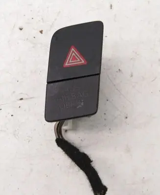 Audi Q3 8U Hazard light switch 8U2941509A