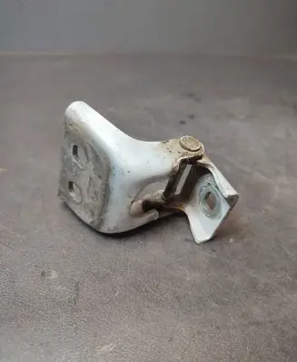 Renault Kangoo II Front door upper hinge 115113502