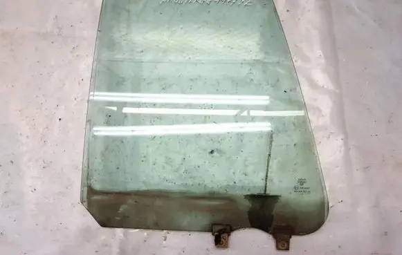 Opel Frontera A Rear door window glass