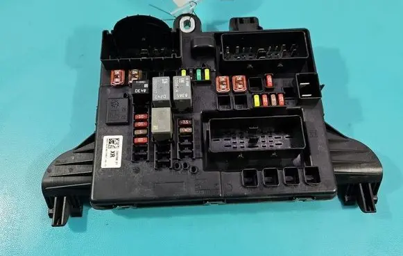 Opel Insignia A Fuse box set 13447680 IMPRK1561304