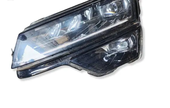 Skoda Karoq Headlight/headlamp 57B941015B 0020517507 20PL8935