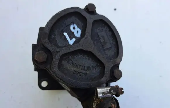 Volkswagen Caddy Dual mass flywheel 