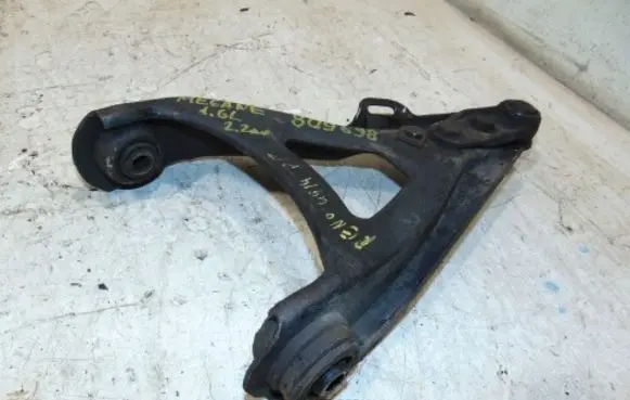 Renault Megane I Front lower control arm/wishbone 8200737135 7700436303 7700781035
