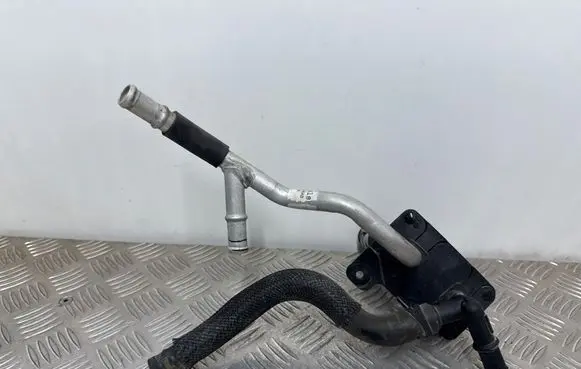 Dodge Durango III Engine coolant pipe/hose 68251578AB