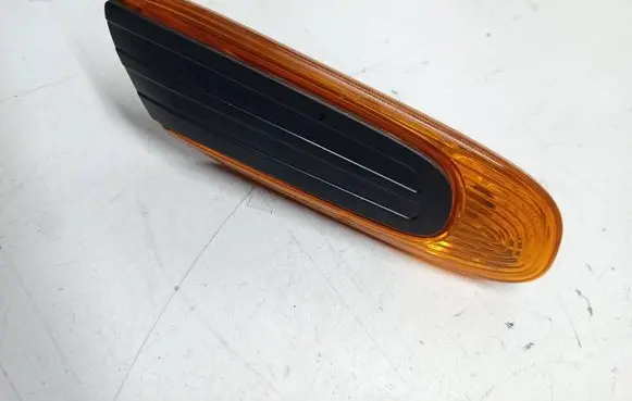 Mini One - Cooper F56 F55 Front fender indicator light 7298346 0223860 10223800