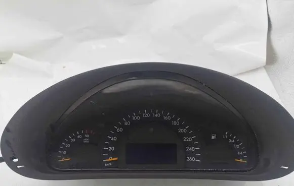 Mercedes-Benz C W203 Speedometer (instrument cluster) A2035401347 110080183