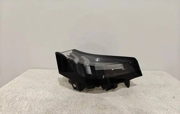 Rear/tail lights