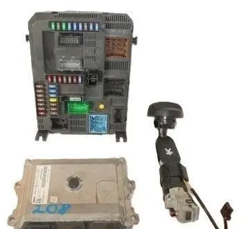 Peugeot 208 I Engine ECU kit and lock set 9807532080