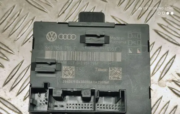 Audi A4 S4 B8 8K Door control unit/module 8K0959795F