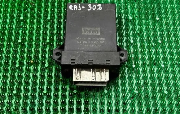 Peugeot Partner Other control units/modules 9625286880 73414202A