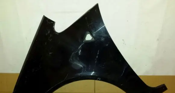Mitsubishi Colt Fender