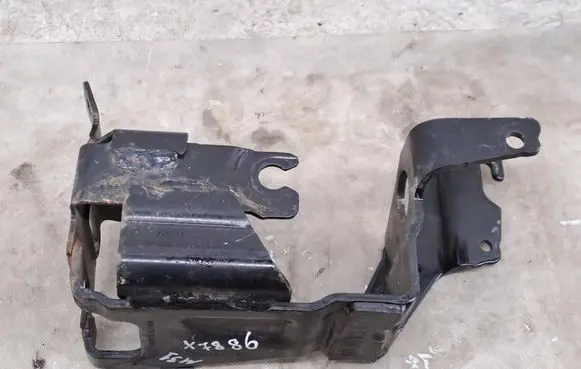 Opel Mokka B ABS pump bracket 9827491480