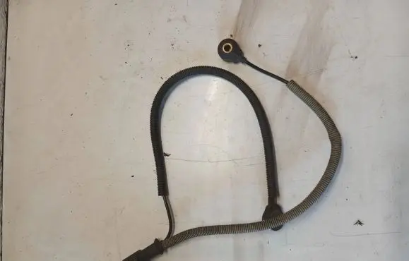 Volvo S60 Detonation knock sensor 0261231142