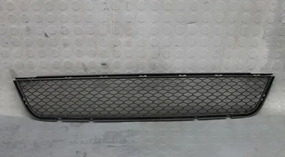 KIA Sportage Front bumper lower grill 865610Z000