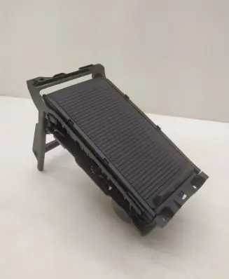 Cup holder front