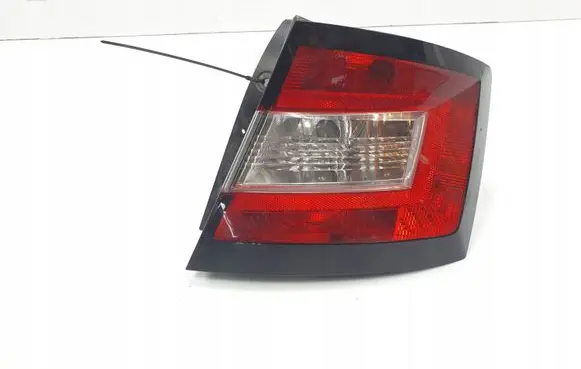 Skoda Fabia Mk3 (NJ) Rear/tail lights 6V6945096