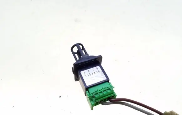 Volvo S70 V70 V70 XC Interior temperature sensor 1363439