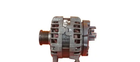 Nissan Qashqai Generator/alternator 231004BE0B HRA2