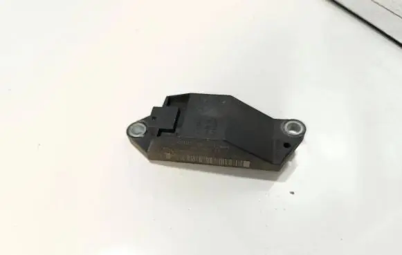 Mercedes-Benz E W211 Airbag deployment crash/impact sensor A0018209326 25571179A4 219032650031