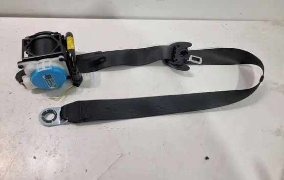 Toyota Yaris Cross Front seatbelt 73220K0010 120422