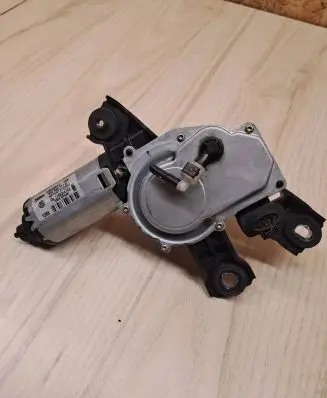 Volkswagen PASSAT B6 Rear window wiper motor 3C9955711A 53032812 118634793