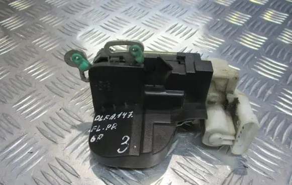 Alfa Romeo 147 Front door lock