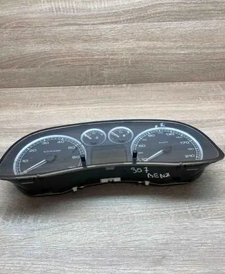 Peugeot 307 Speedometer (instrument cluster) P9645768480E01