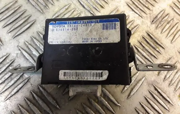 Lexus SC 300 - 400 Immobilizer control unit/module 8978024010