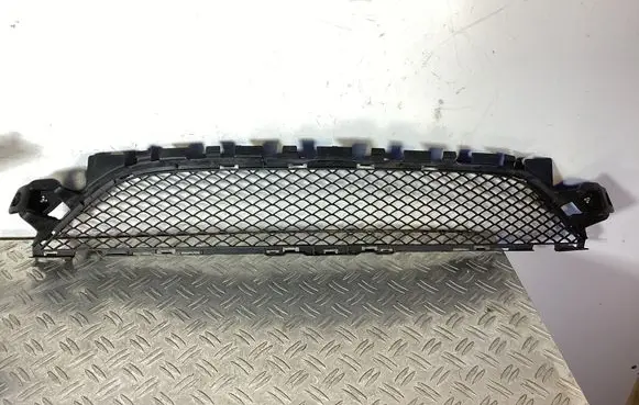 Mercedes-Benz C W205 Front bumper lower grill A2058852123