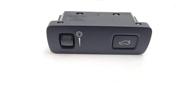 Tailgate opening switch