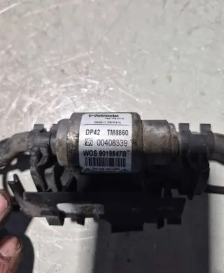 Volkswagen Touran I Webasto auxiliary heater fuel pump 1T0201607