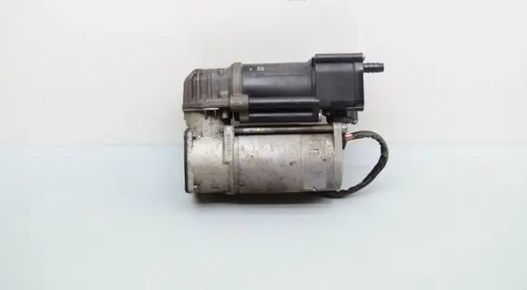 Mercedes-Benz E W213 Air suspension compressor/pump A2133200104