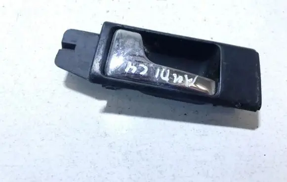 Audi A6 S6 C4 4A Front door interior handle 4a0837019