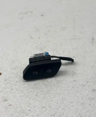 Volkswagen Polo V 6R Central locking switch button 6R1962125A 125002S