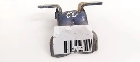 Toyota Yaris Front door upper hinge